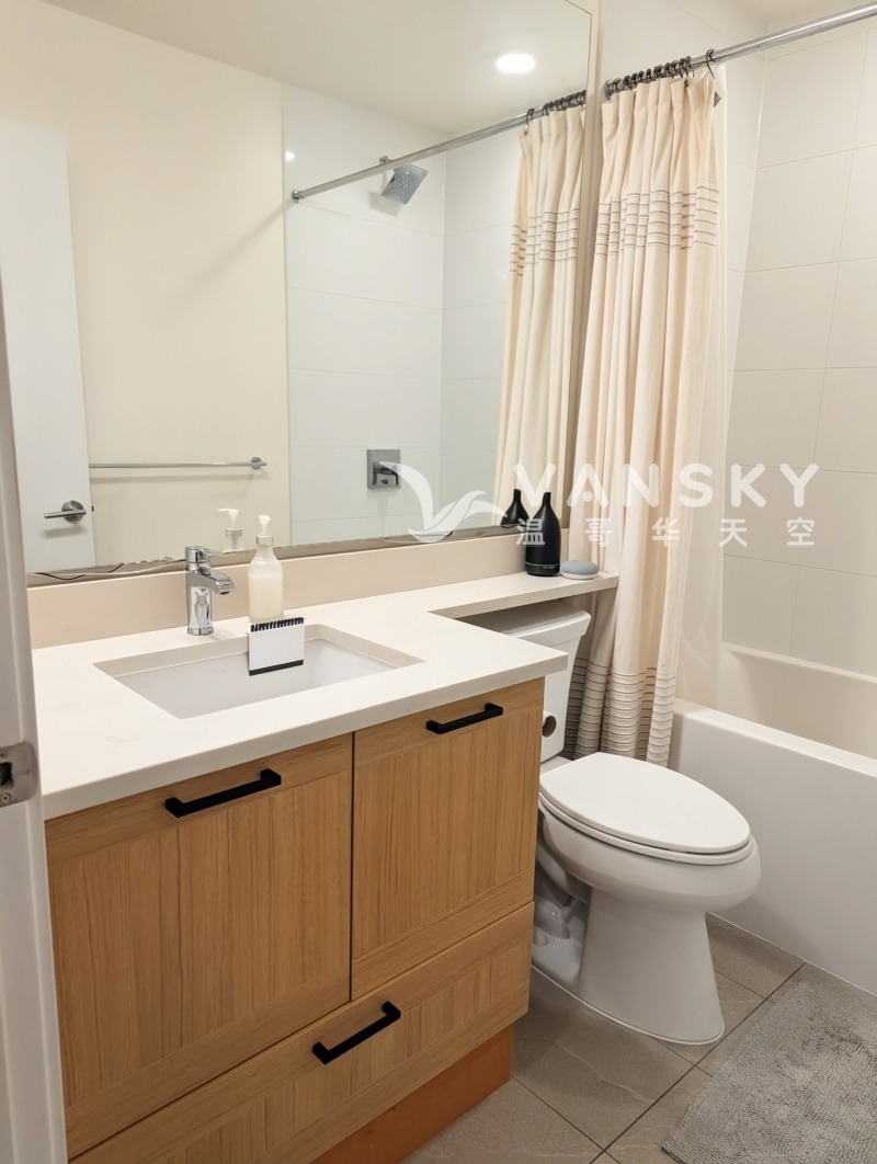 251121225551_bathroom 1.jpg